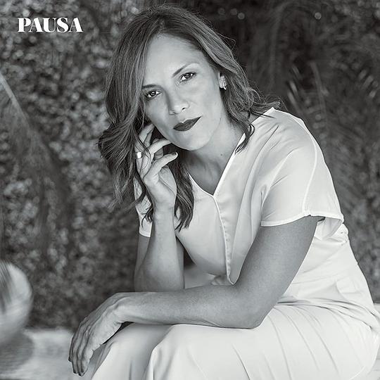 安娜·伊万娜娃 Ana Ivanova照片