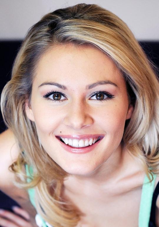 玛利亚·科热夫尼科夫 Mariya Kozhevnikova照片