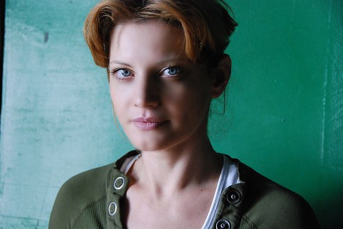 克劳迪娅·耶利米亚 Claudia Ieremia照片