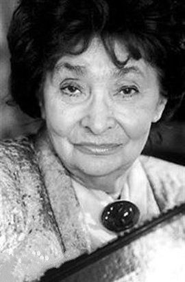 萨博·玛格达 Szabó Magda照片