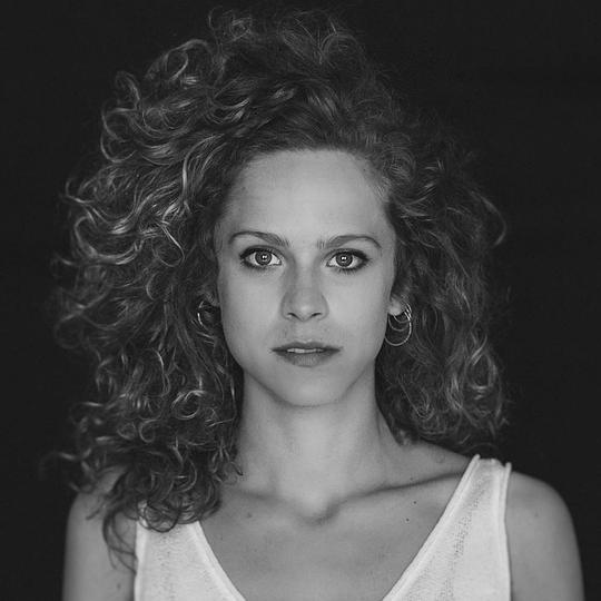 埃莉·特琳古 Elli Tringou照片