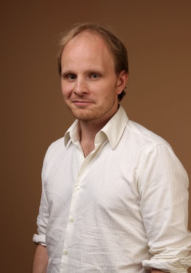 多姆·卡如库斯基 Dome Karukoski照片