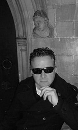 凯文·威格纳尔 Kevin Wignall照片