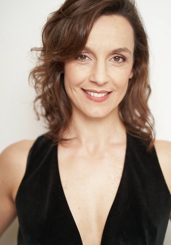 卡拉·马舍尔 Carla Maciel照片