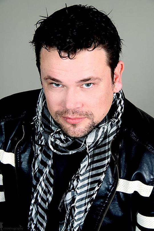 理查德·洛锡安 Richard Lothian照片