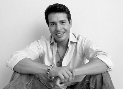 乔恩·塞达 Jon Seda照片