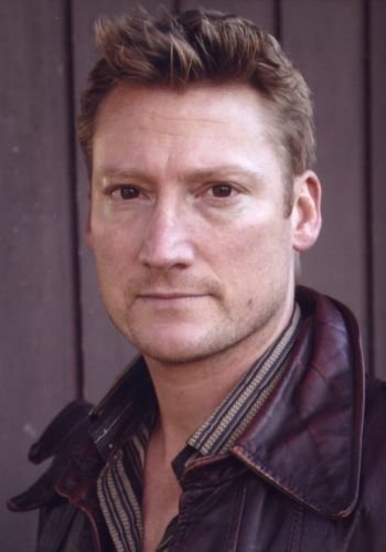 艾伦·坡尔 Aaron Pearl照片