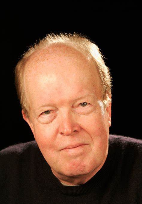 约翰·艾尔瓦德 John Aylward照片