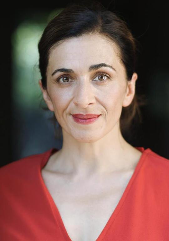 伊尔克努尔·博伊拉兹 Ilknur Boyraz照片