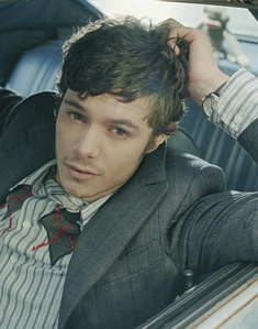 亚当·布罗迪 Adam Brody照片