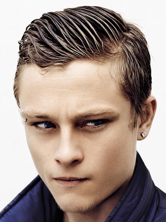 罗德·帕拉多特 Rod Paradot照片