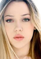 玛简德拉·黛芬诺 Majandra Delfino照片