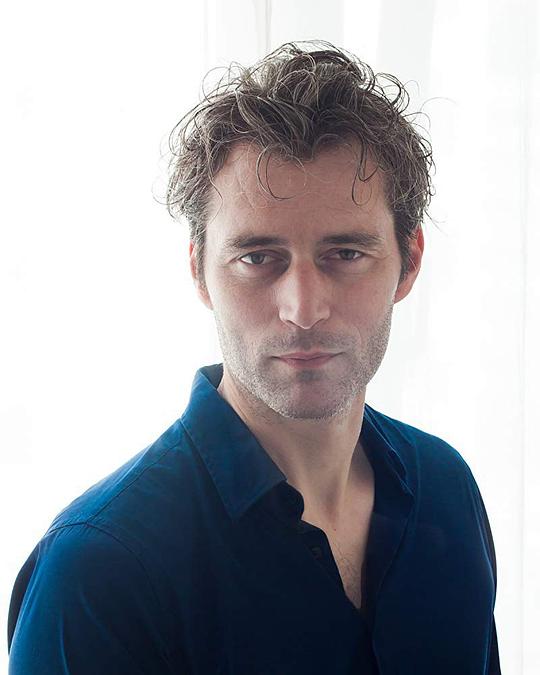 德克兰·汉宁根 Declan Hannigan照片