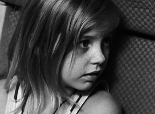 耶拉·罗特兰德尔 Yella Rottländer照片