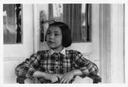 伊洛·许茨 Ila Schütz照片