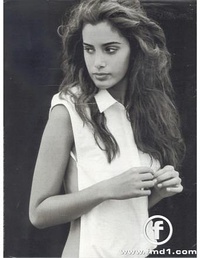 桑娅·金斯基 Sonja Kinski照片