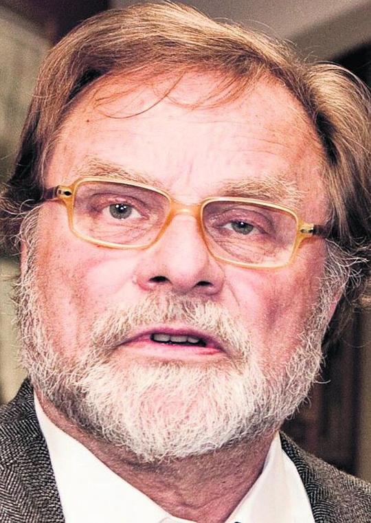 拉斯·克努森 Lars Knutzon照片