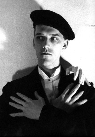 米夏埃尔·布吕恩特鲁普 Michael Brynntrup照片