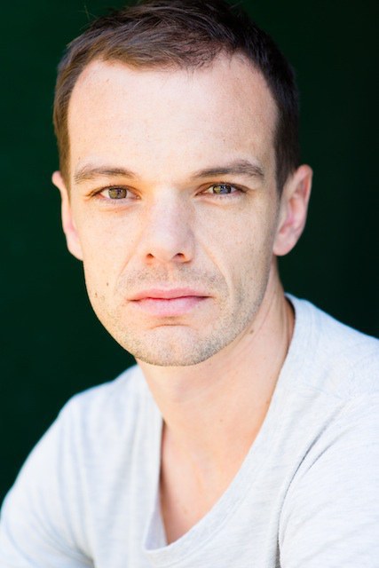 James O'Connell照片