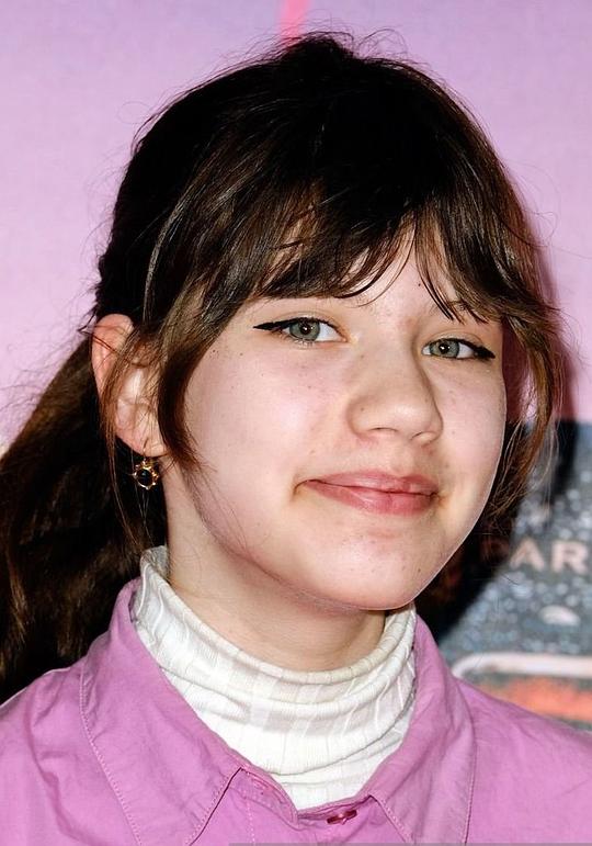 玛雅·奎赛曼德 Maïa Quesemand照片