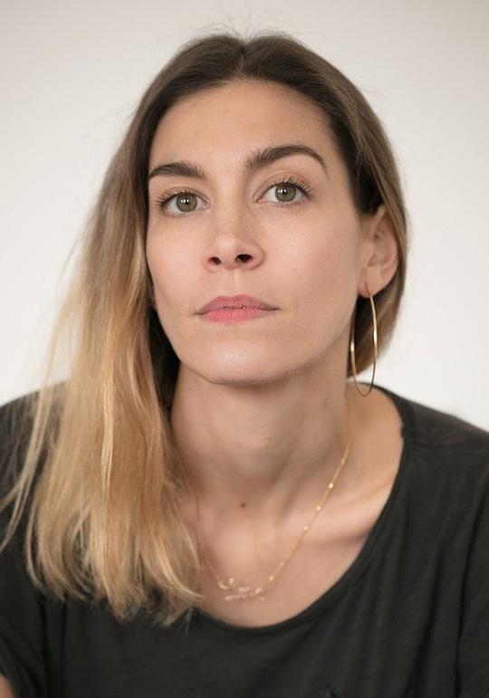 安娜伊斯·法布尔 Anaïs Fabre照片