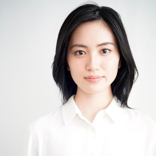 新实芹菜 Serina Niimi照片