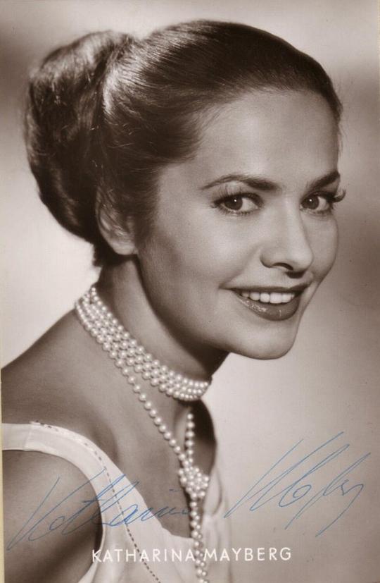 Katharina Mayberg照片