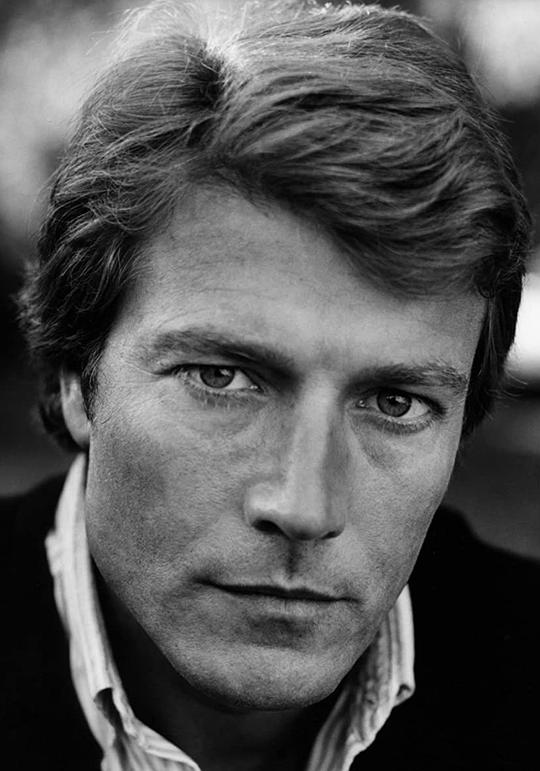 Amadeus August照片