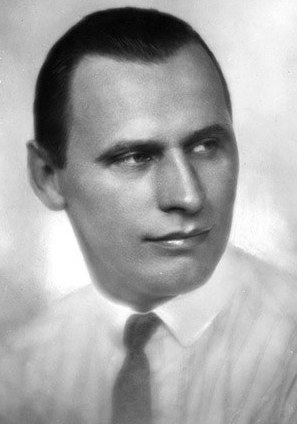 弗里茨·拉斯普 Fritz Rasp照片