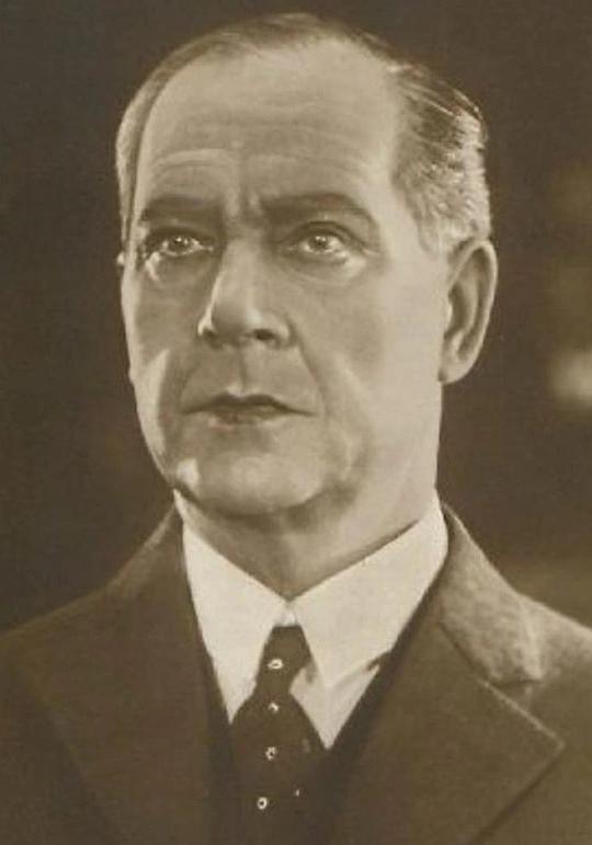 阿诺尔德·科尔夫 Arnold Korff照片