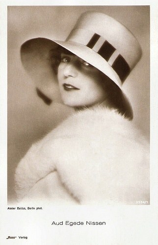 艾于德·埃格德·尼森 Aud Egede Nissen照片