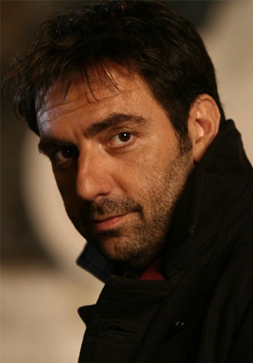 内里·马尔科雷 Neri Marcorè照片