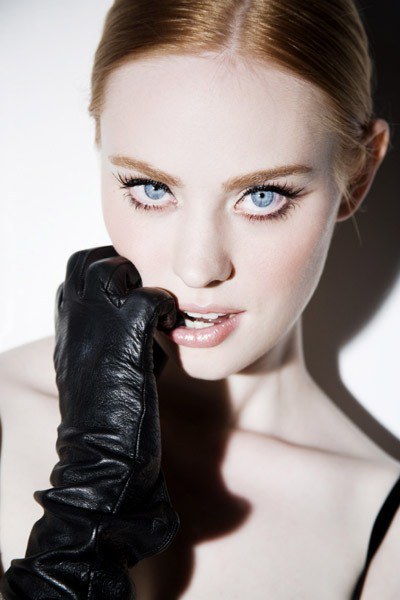 黛博拉·安·霍尔 Deborah Ann Woll照片