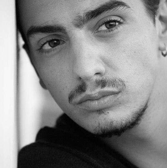 詹卢卡·迪·热纳罗 Gianluca Di Gennaro照片