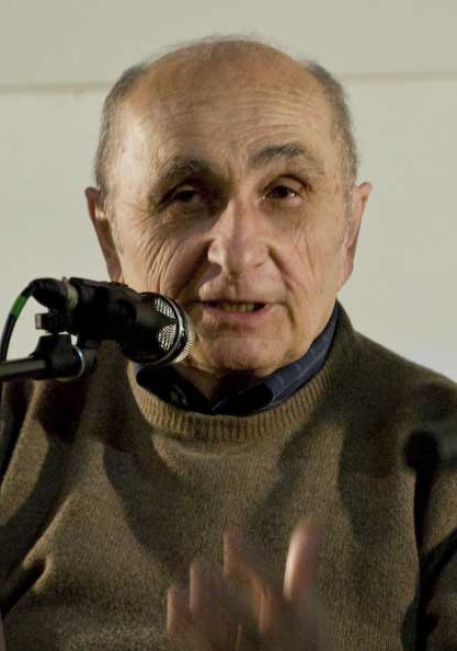 弗兰科·皮亚维奥利 Franco Piavoli照片