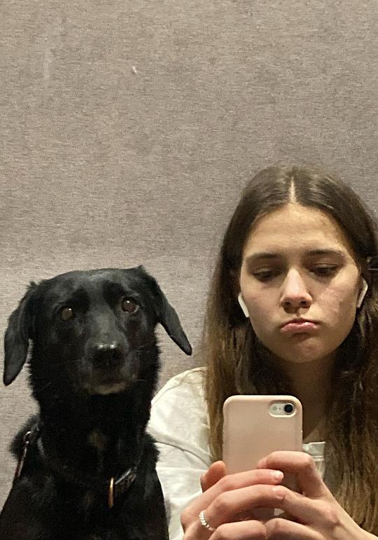 艾玛·斯基曼特 Emma Skirmante照片