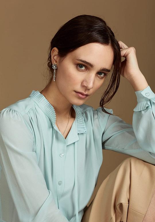 丹尼丝·坦图奇 Denise Tantucci照片