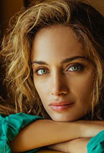 丹尼斯·卡佩扎 Denise Capezza照片