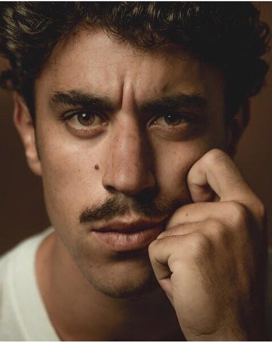 爱德华多·斯卡皮塔 Eduardo Scarpetta照片