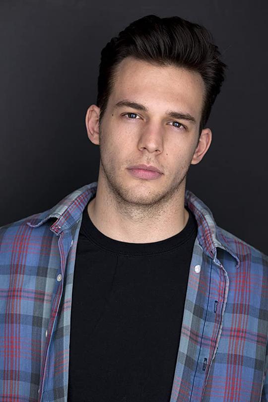 塞巴斯蒂亚诺·皮加齐 Sebastiano Pigazzi照片