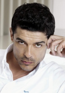 亚历山德罗·加斯曼 Alessandro Gassmann照片