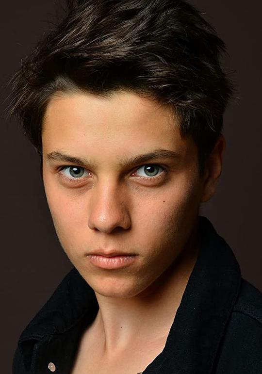 丹尼洛·卡曼斯基 Danylo Kamenskyi照片