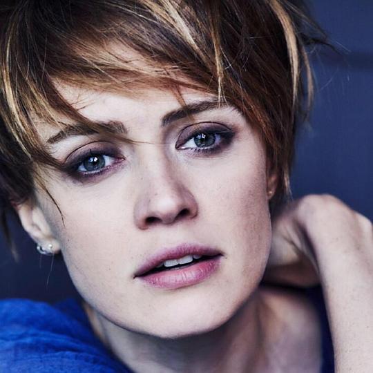 娜塔丽·拉布蒂·戈麦斯 Nathalie Rapti Gomez照片