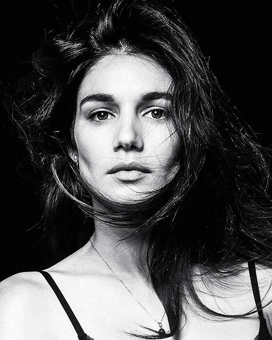 玛蕾拉·嘉里加 Mariela Garriga照片