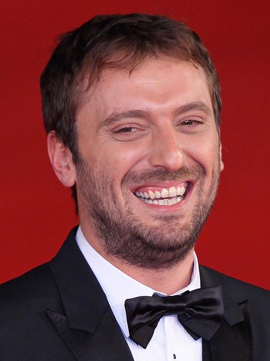 切萨雷·克雷莫尼尼 Cesare Cremonini照片