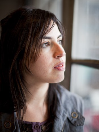 塔雅·莱维 Talya Lavie照片