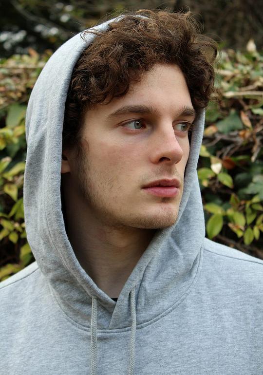 洛伦佐·阿洛伊 Lorenzo Aloi照片