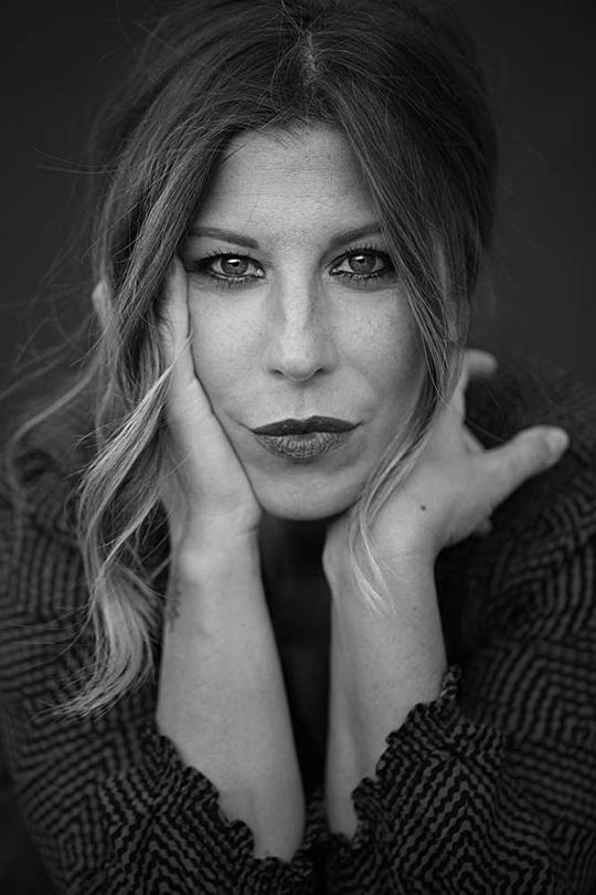 米凯拉·安德烈奥齐 Michela Andreozzi照片