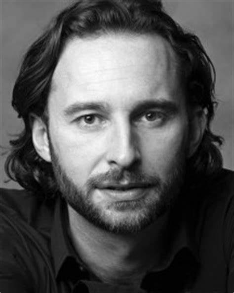 阿伦·拉格兰 Alun Raglan照片