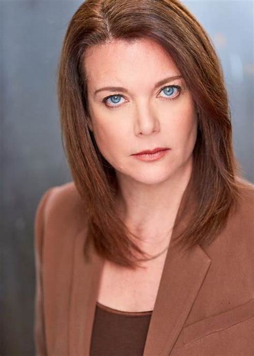 凯蒂·巴贝里 Katie Barberi照片